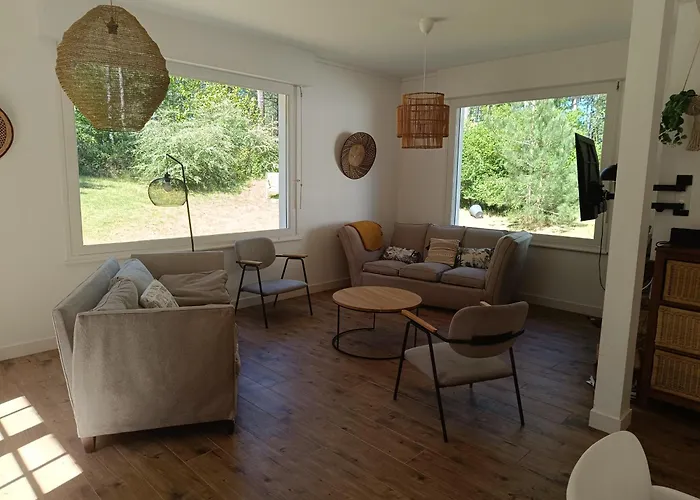 Maison Des Bois